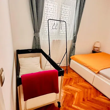 Bila Lucica Apartment