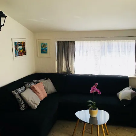 Bila Lucica Apartment Primosten
